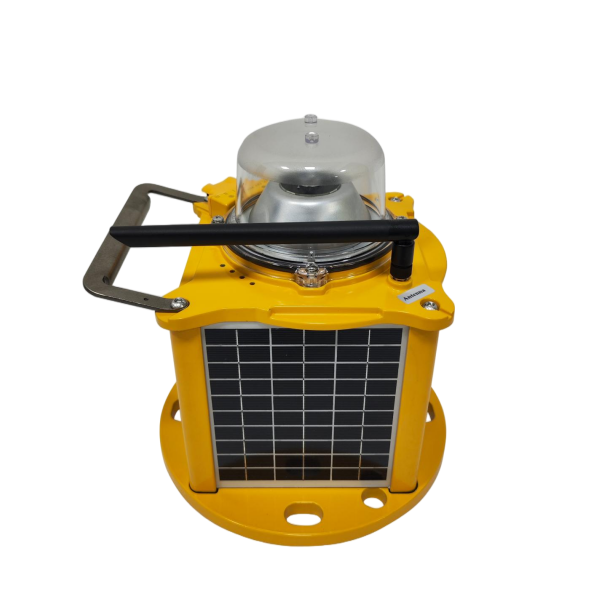 QCL570-S-TE-B-XX LED Portable Radio Controlled Solar Taxiway Edge Light - Image 3