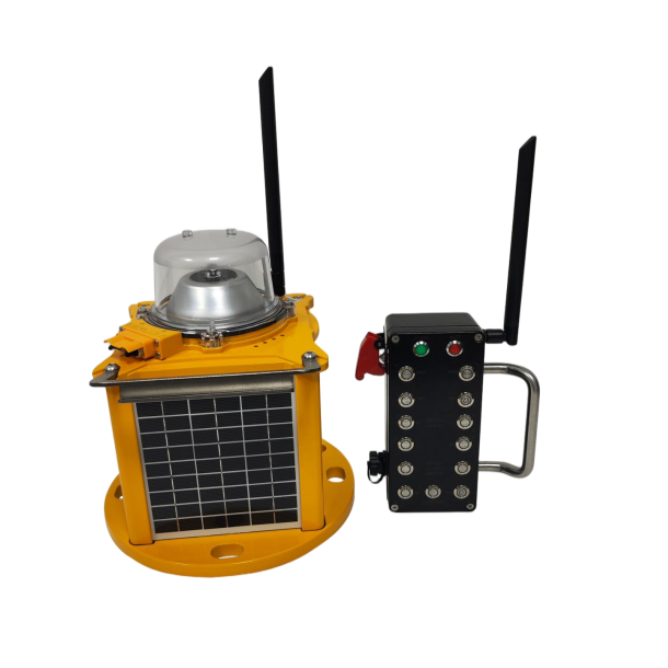 QCL570-S-TE-B-XX LED Portable Radio Controlled Solar Taxiway Edge Light